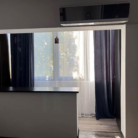Mall Vitan Studio Eveline Бухарест Экстерьер фото